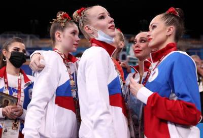 «Слили на всякий случай»: гимнастка Анастасия Близнюк о судействе на групповом многоборье Олимпиады