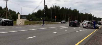 Пенсионер погиб в результате аварии на трассе в Карелии