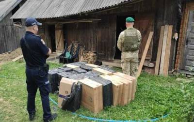 Пограничники разоблачили склад с табачными изделиями на Буковине