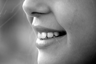 Эксперты рассказали, почему зубы не стоит считать костями