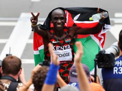 Олимпиада-2020: триумфатором марафона на Играх стал Элиуд Кипчоге