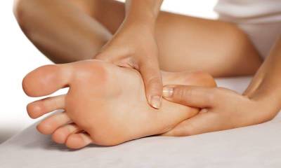 Сосновые шишки помогут вам сделать отличный массаж для ног в домашних условиях!