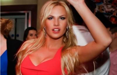 Самая богатая певица Украины засветила развлечения с известной подружкой: «Как же приятно…»
