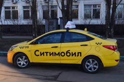 Нетрезвый водитель сервиса «Ситимобил» пытался скрыться от полиции на севере Петербурга