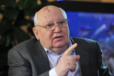 «Я ей верю»: Михаил Горбачев назвал «Комсомольскую правду» любимой газетой