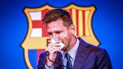 Месси расплакался во время прощальной пресс-конференции в Барселоне