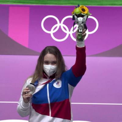 Сборная России приняла участие в церемонии закрытия Олимпиады