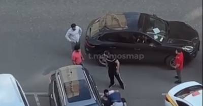Мигранты устроили очередную драку в Подмосковье и попали на видео