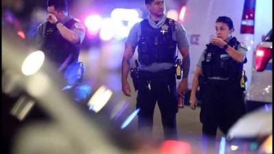 Из-за стрельбы в Чикаго погибла офицер: нападавший и еще один полицейский в больнице