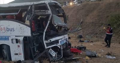 В ДТП с автобусом в Турции погибли 15 человек