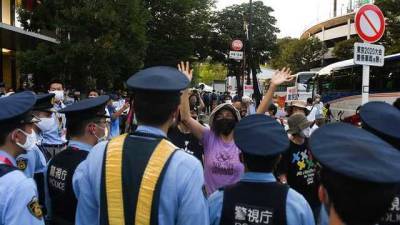 В Токио вспыхнули протесты перед закрытием Олимпиады-2020