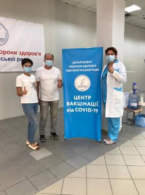 В Одессе установили рекорд по прививкам от коронавируса за уикенд: сколько человек вакцинировали?