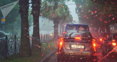 Дождь, град, шторм на море - погода на территории Грузии ухудшится