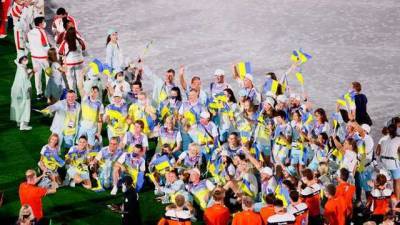 Украинские олимпийцы зажгли на церемонии прощания в Токио