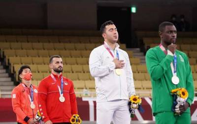 Иранский каратист упал в тяжелый нокаут и выиграл "золото" Олимпиады-2020