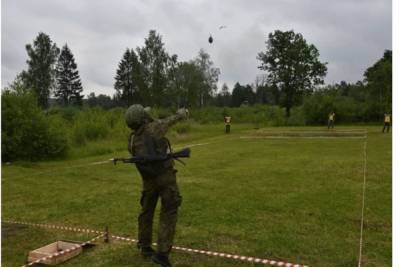 Более 150 военнослужащих Ленобласти прошли «курсы выживания»