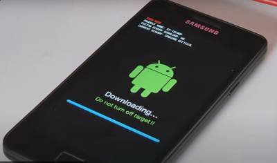 ОС Android 11 установили на 10-летний Samsung Galaxy S2