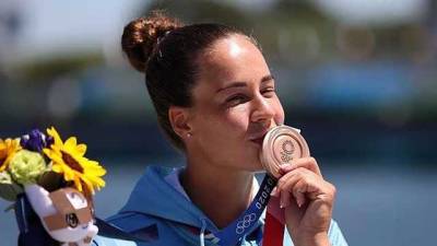 Мозоли и содранная кожа: Лузан показала "цену" бронзовой медали на Олимпиаде