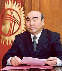 Бывший президент Киргизии отправился в Москву после допросов