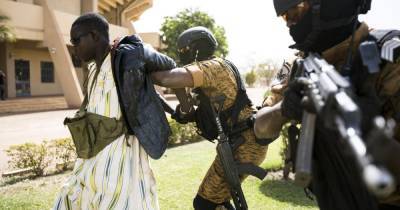 Боевики убили 12 силовиков в Буркина-Фасо
