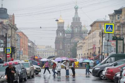 Треть месячной нормы осадков вылилась на Петербург в субботу