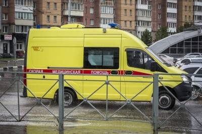 Девушка пострадала в ДТП с семью автомобилями в Новосибирске
