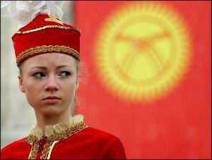 Комиссия при Путине призвала усилить защиту русскоязычных в Киргизии