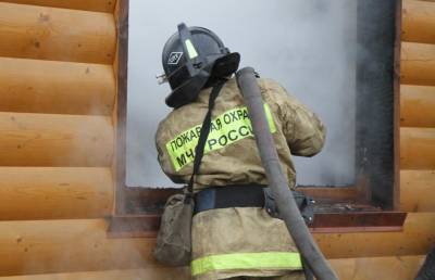 Люди пострадали на пожаре в жилом доме в Селижарово Тверской области