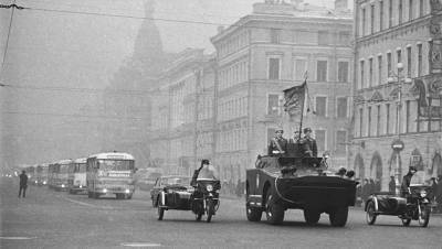 Петербург вспоминает героев битвы за Ленинград