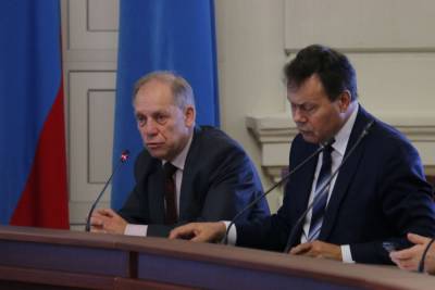 Астраханский депутат предложил увеличить рабочую неделю