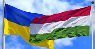Венгрия сняла ковидные ограничения для украинских туристов