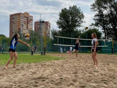 В Чехове спартакиада определила лидеров в стритболе и пляжном волейболе