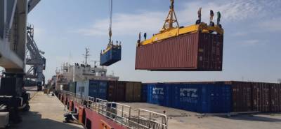 Азербайджанский ж/д оператор приступил к транспортировке контейнеров из Китая в Турцию (ФОТО)