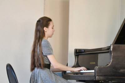 В Астрахани пройдёт 5-й Международный конкурс пианистов имени Льва Оборина