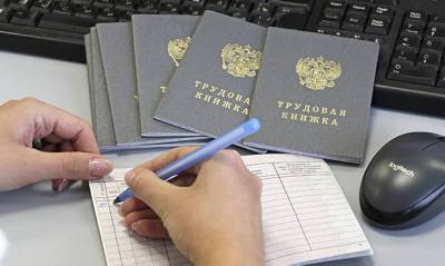 Треть российских работодателей выступили за увольнение сотрудников-антипрививочников