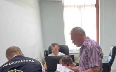 Двум сотрудникам Харьковского СИЗО вручили подозрение в халатности