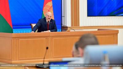 Лукашенко ответил «очень скоро» на вопрос об уходе с поста президента