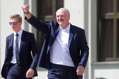 Лукашенко рассказал о сыновьях с оружием и предупредил о мировой войне