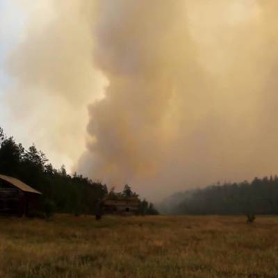 Лесной пожар в Намском районе Якутии идет в сторону столицы республики