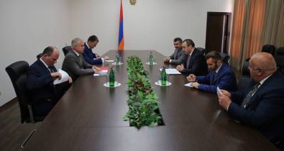 Станислав Зась и министр обороны Армении обсудили поставку нового оружия для ОДКБ