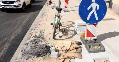В этом году на ремонт тротуаров в Риге планируется потратить более полумиллиона евро