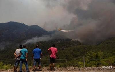 Пожары в Турции почти потушили
