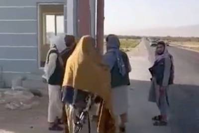 Талибы заявили о потере контроля над ситуацией властями Афганистана