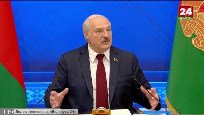 Александр Лукашенко призвал не гадать относительно возможных сроков его ухода на пенсию