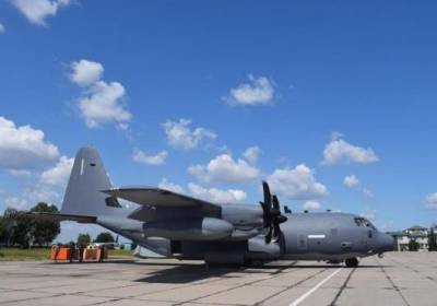 В Украину прибыли военные самолеты США