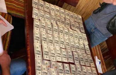 Одного из руководителей госпредприятия на Черкасщине задержали на взятке в $40 тысяч