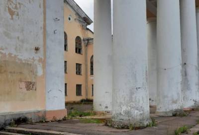 Дворец культуры в Сланцах закрылся на капитальный ремонт