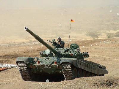 ANI: Индия подготовила танки Т-72 и Т-90 к применению в горах Восточного Ладакха