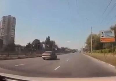 Момент ДТП на Московском шоссе попал на видео