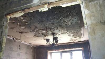 На ул. Антонова жители не могут находиться в доме после пожара
